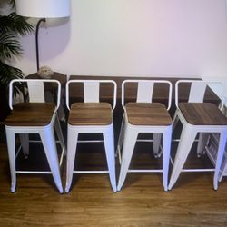 4 Trendy High-Barstool Open Box
