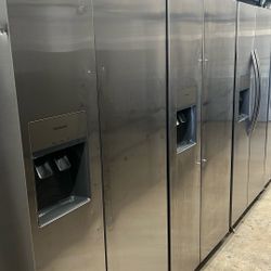 Refrigerator Frigidaire New 