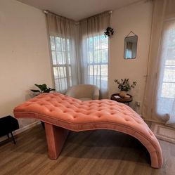 Blush Pink Chaise Couture Bed(lash,brow,esti)