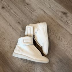 Maison Margiela Futures sz 10 White 