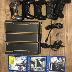 PlayStation 4 (PS4) Black Ops 3 Edition, 5 controllers, 6 games, HDMI & Power