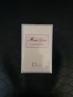 Miss Dior perfume