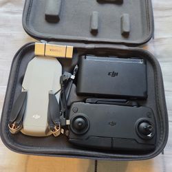 DJI Mavic Mini Camera Drone Kit W/ Case w/ Extra Batteries (3) 