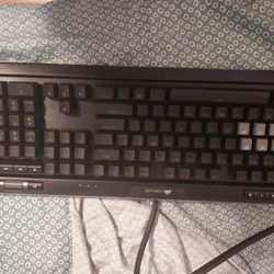 Corsair K95. Platinum RGB Keyboard