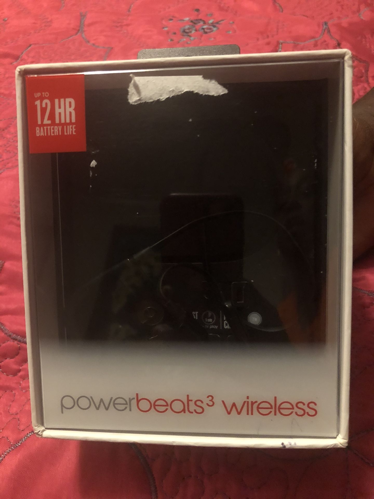 Great condition wireless Power beats 3