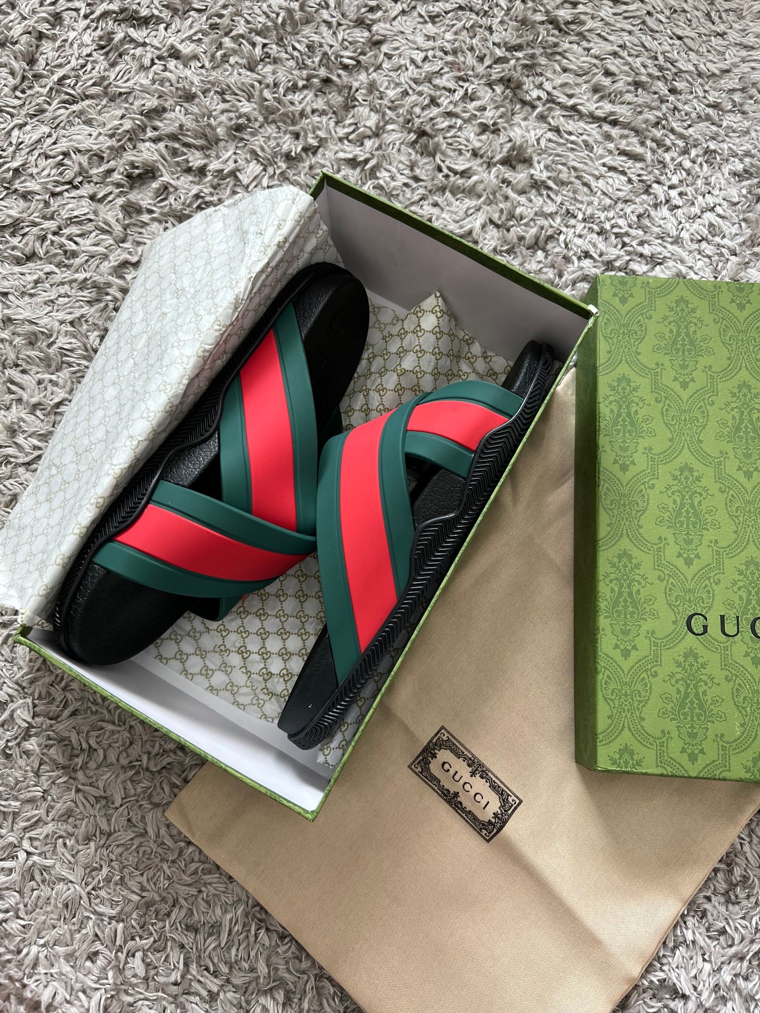 Gucci slides size 10us 44eur