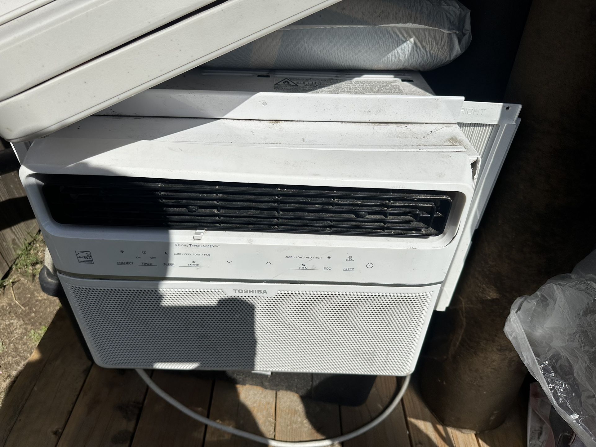 Window A/C Toshiba 12000 Btu