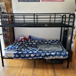 Twin Bunk Bed 