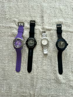 Bundle of 4 Watches - Izod, Us Army, nautica, Fossil
