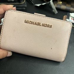 Michael KORS Wallets