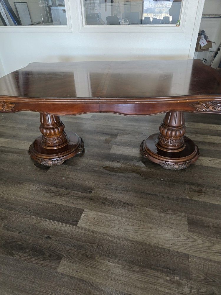 Tuscany Villa Pedestal Table