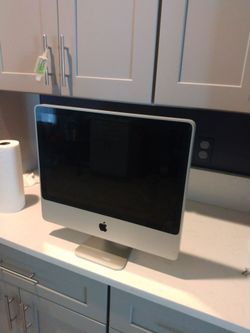 Apple iMac All-in-One Desktop Computer