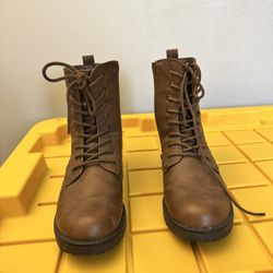 Women’s Boots 