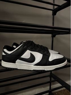 Mens size 10 panda dunks