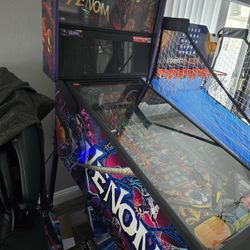 VENOM PRO PINBALL MACHINE 