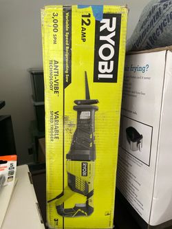 RYOBI saw machine + blades. Only $40