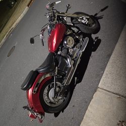 Motorcycle 650cc Yamaha 14k Miles 