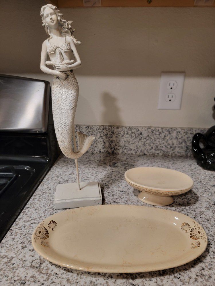 New Bathroom Mermaid Decorations Shell Vanity Dresser Tray Soap Dish Pedestal Statue Figurine
