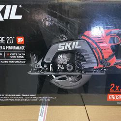 SKIL PWRCORE 20 XP  BRUSHLESS 2X 20V 7-1/4 “  REAR HANDLE  CIRCULAR SAW KIT (( Coming With 2 Batteries 5.0 And Charger ))