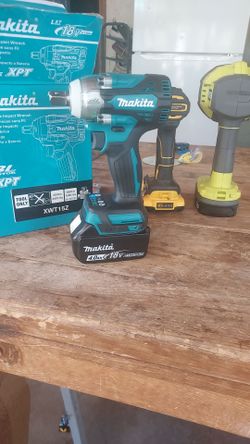 Makita

18V LXT Lithium-lon
Brushless Cordless 4-Speed
1/2 in. Impact Wrench with
Detent Anvil (Tool-Only)