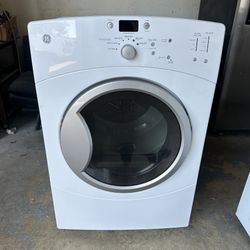 Dryer GE (FREE DELIVERY & INSTALLATION) 