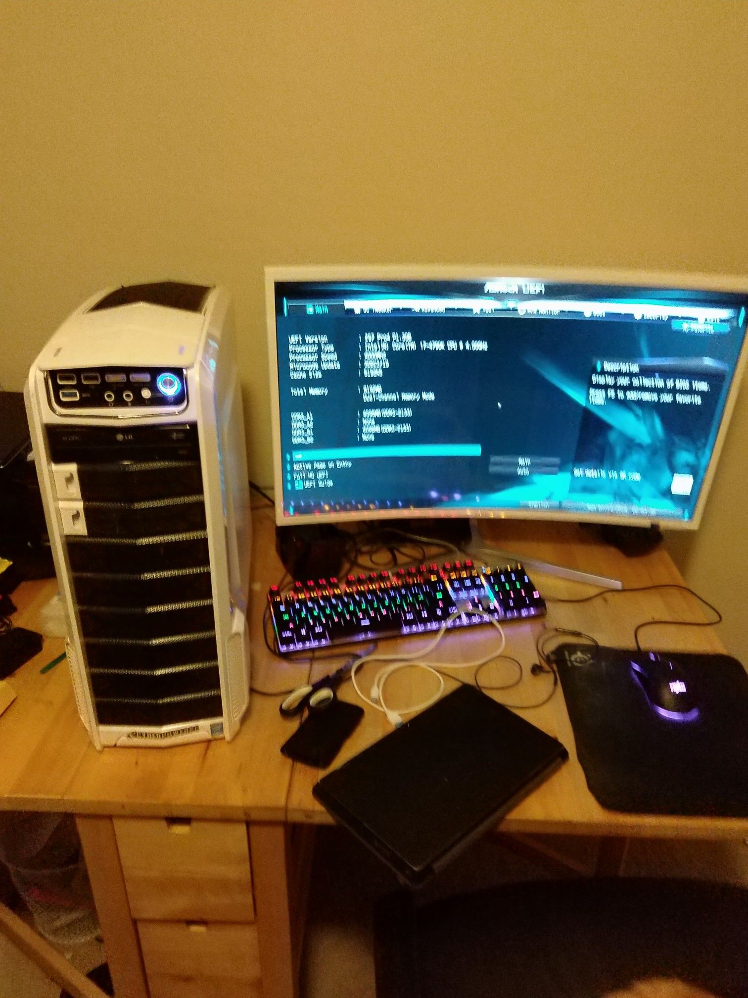 CyberpowerPC i7-4790k 4.0ghz , 2133MHZ 8gb Ram, GTX 970, SSD