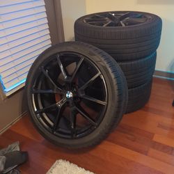 Rims Wheels and Tires