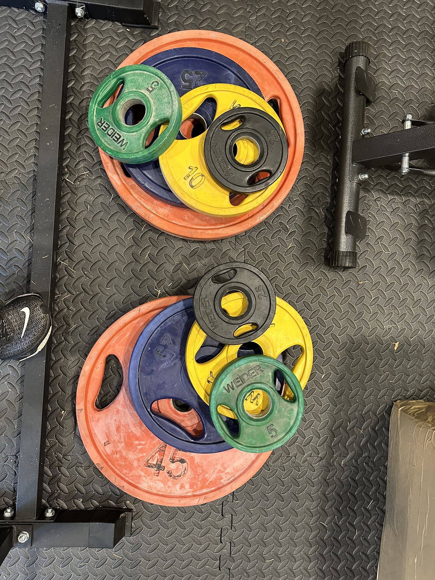 Plate Weights Set (Rubber Coated) With Bar