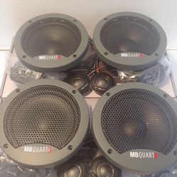 MB QUART 2  PAIRS 6.5" 140 WATTS COMPONENT SET WITH CROSSOVER  CAR SPEAKER (. BRAND NEW PRICE IS LOWEST INSTALL NOT AVAILABLE )