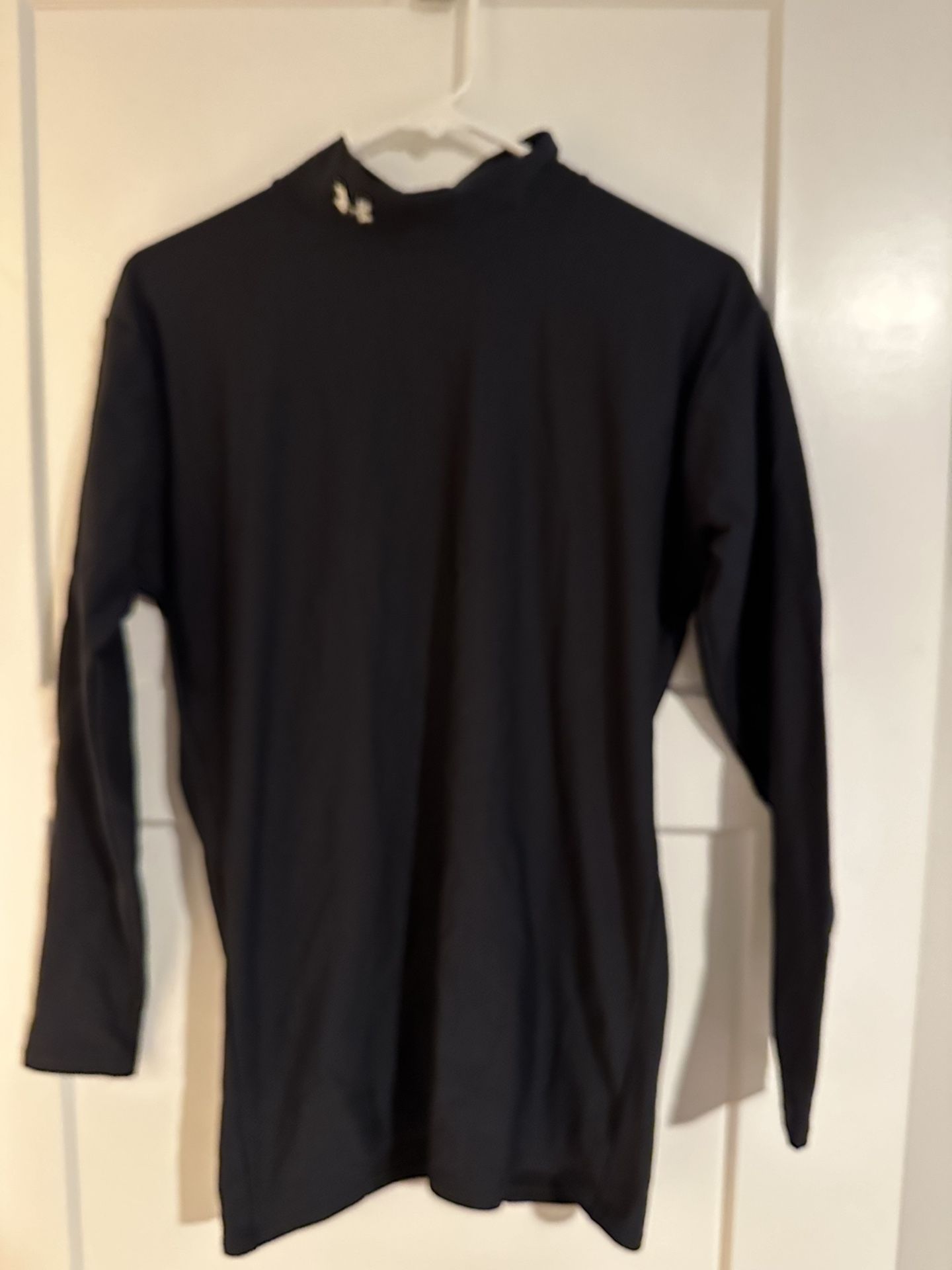 Under Armour XL Black Mock Neck Cold Gear Shirt