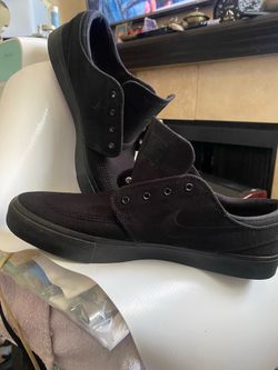 Nike SB Zoom Stefan Janoski Canvas RM sneakers in a "Triple Black"