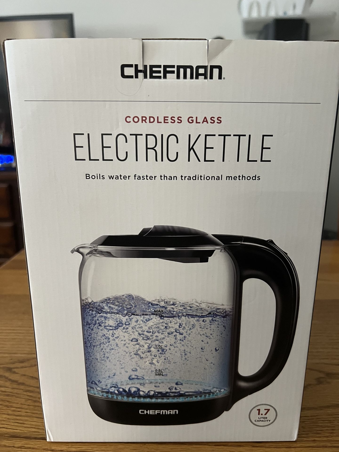 Near New Chefman Electric Kettle