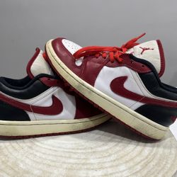 Nike Air Jordan 1 Low Reverse Black Toe 2022 Women's Size 7/Mens 5.5 DC0774-160