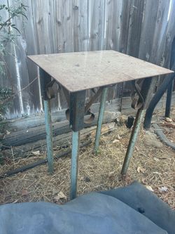Metal table