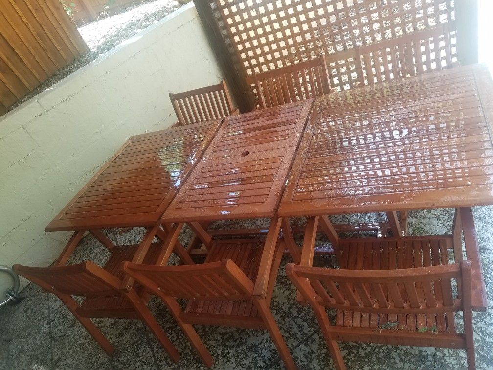 Eucalyptus Wood patio table, 6 chairs