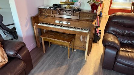 Free piano
