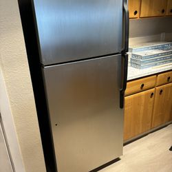 GE Refrigerator And Freezer
