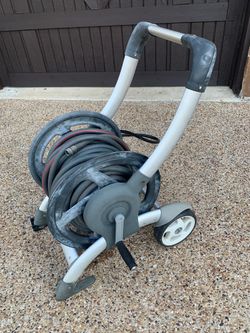 Aluminum water reel cart with long hoses