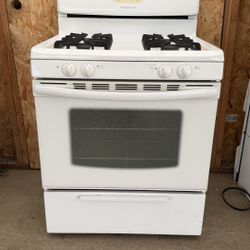 Frigidaire-gas-stove
