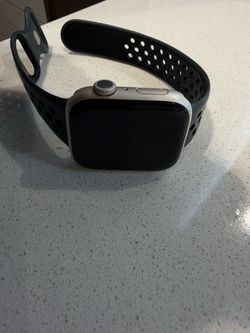 Apple Watch Series 9 – 45mm GPS | 64GB | Aluminum