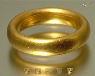 22kt gold wedding band...from 1940s...marked English