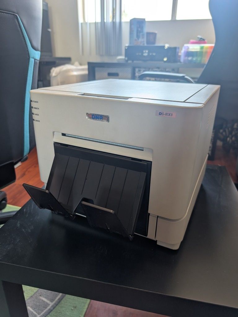 DNP DS-RX1 Photo Printer + Accessories