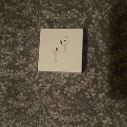 AirPods 4 ANC