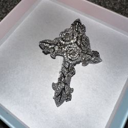 VVS Moissanite rose 🌹 cross