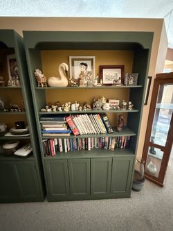 DISPLAY BOOK CASE