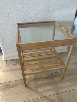 Small plant table