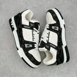 Louis Vuitton Black And White Sneakers Men’s 