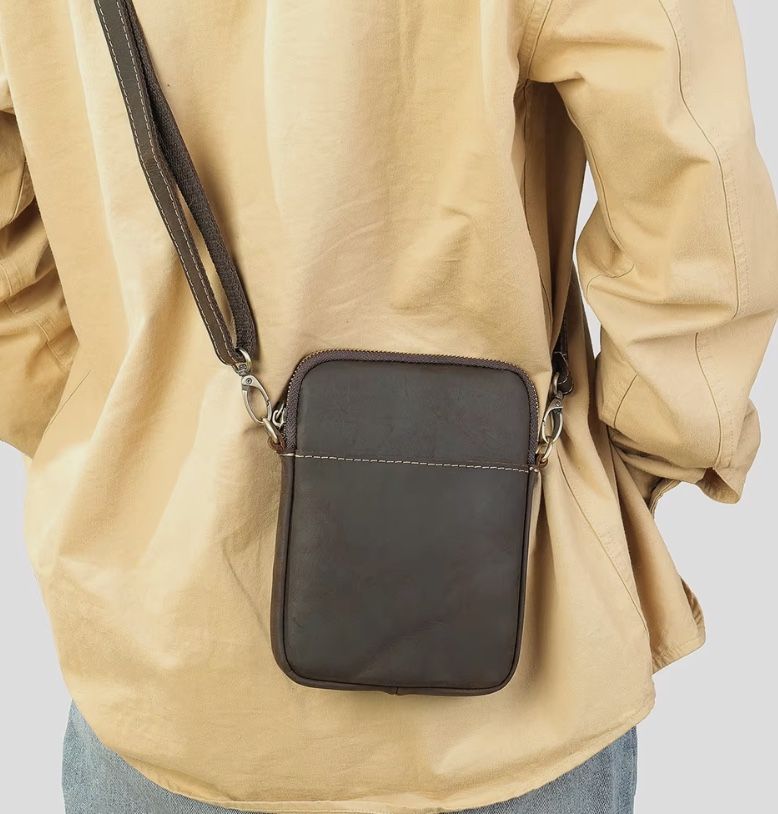 Leather Men’s Messenger Bag