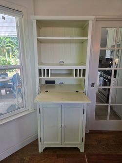 Pottery Barn Office Work Tower/Power Station in Antique White