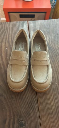 Sketchers loafers, size 9